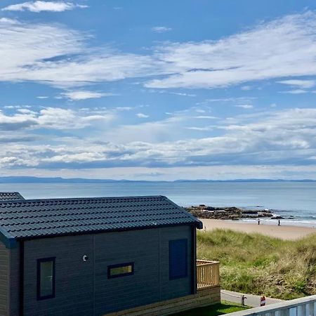 Beach Front Lodge Hopeman Extérieur photo